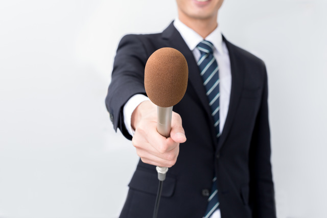 意外と知らない！？アナウンサーの年収について調査！キー局や地方局でどう違う？